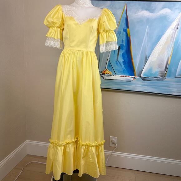 VTG 70s Princess Gown Carol Gowns by Mr. Walter, Yellow Organza Chiffon small - Picture 1 of 10